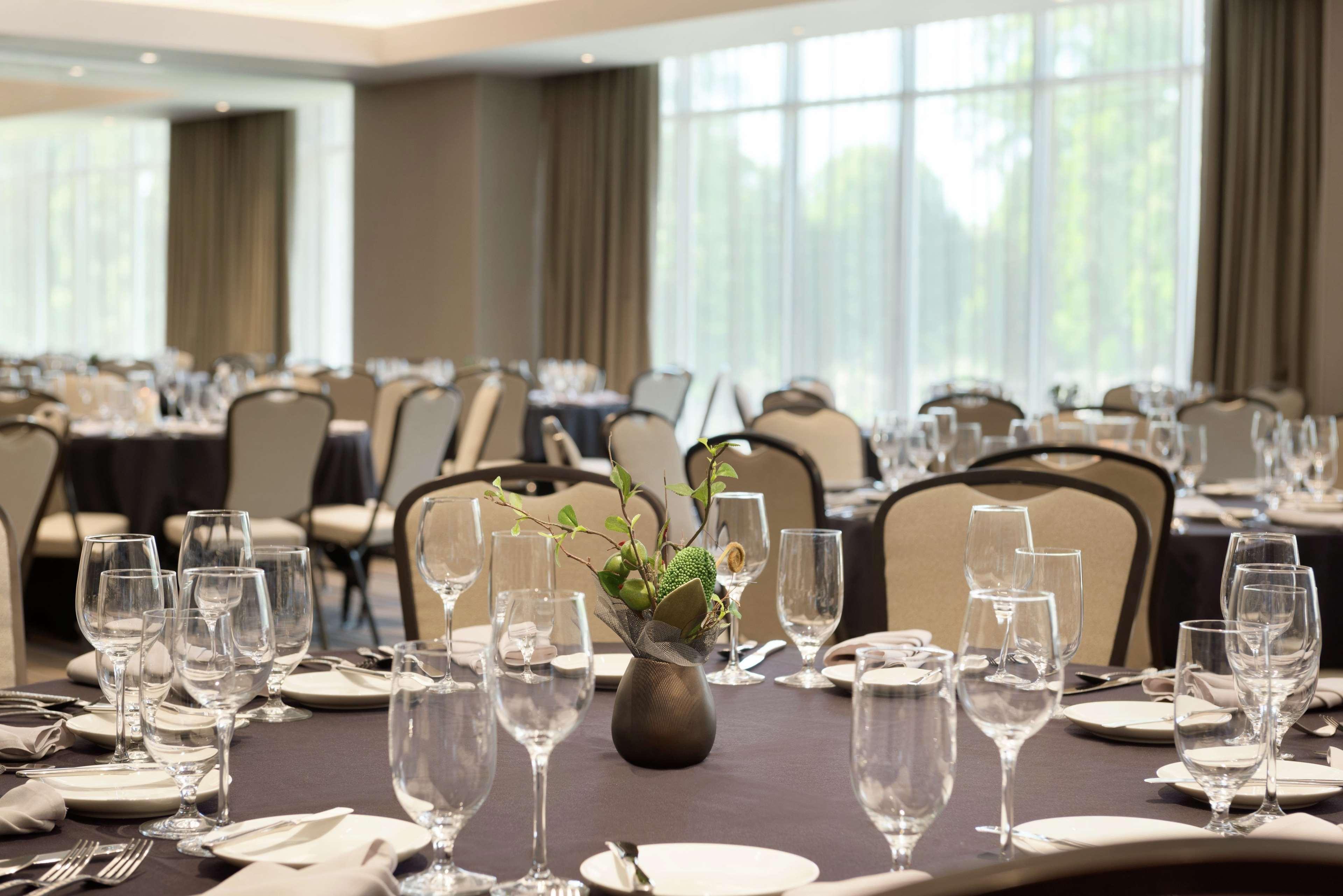 Hilton Garden Inn Rochester - University & Medical Center Dış mekan fotoğraf