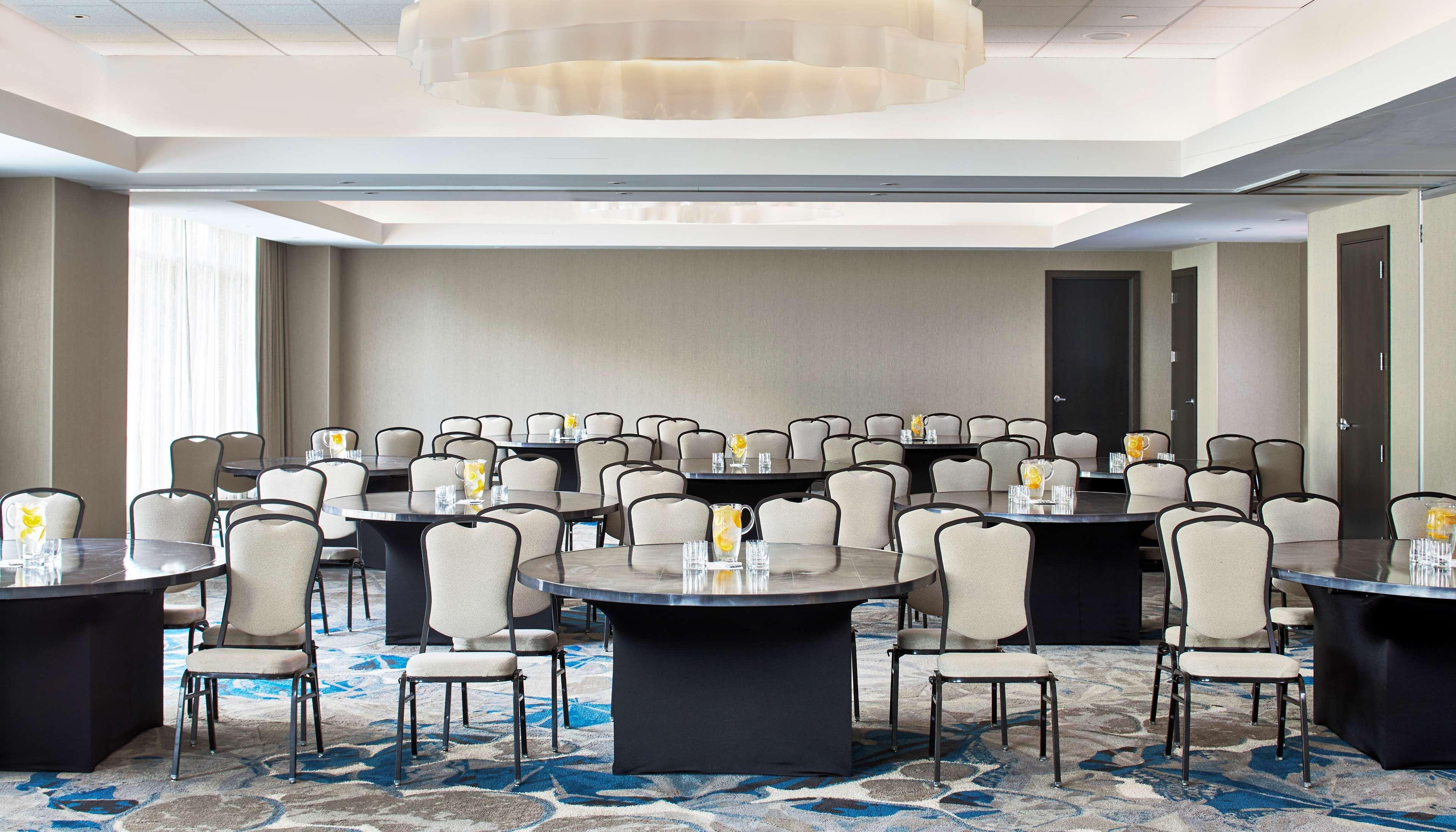 Hilton Garden Inn Rochester - University & Medical Center Dış mekan fotoğraf