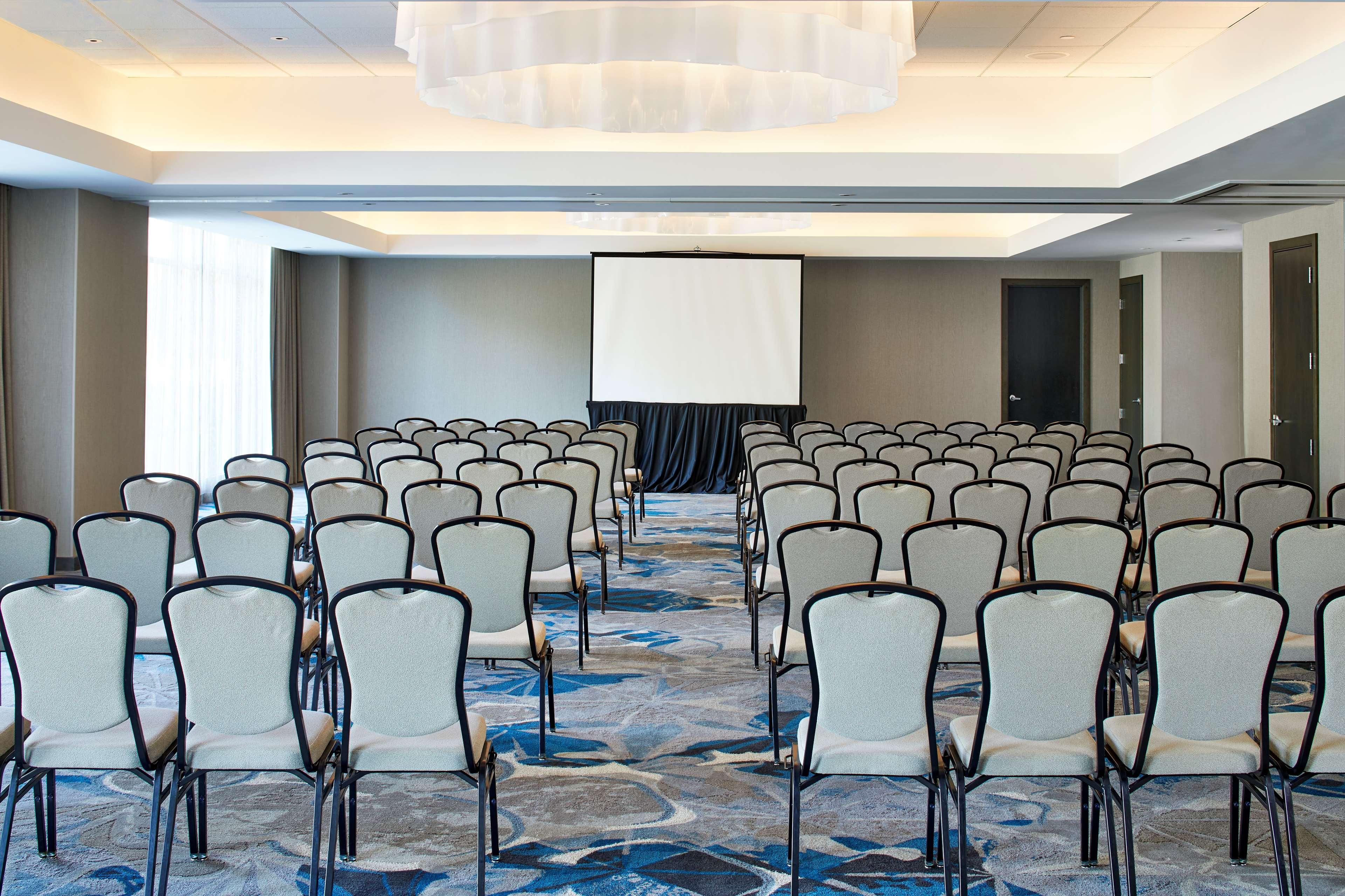 Hilton Garden Inn Rochester - University & Medical Center Dış mekan fotoğraf