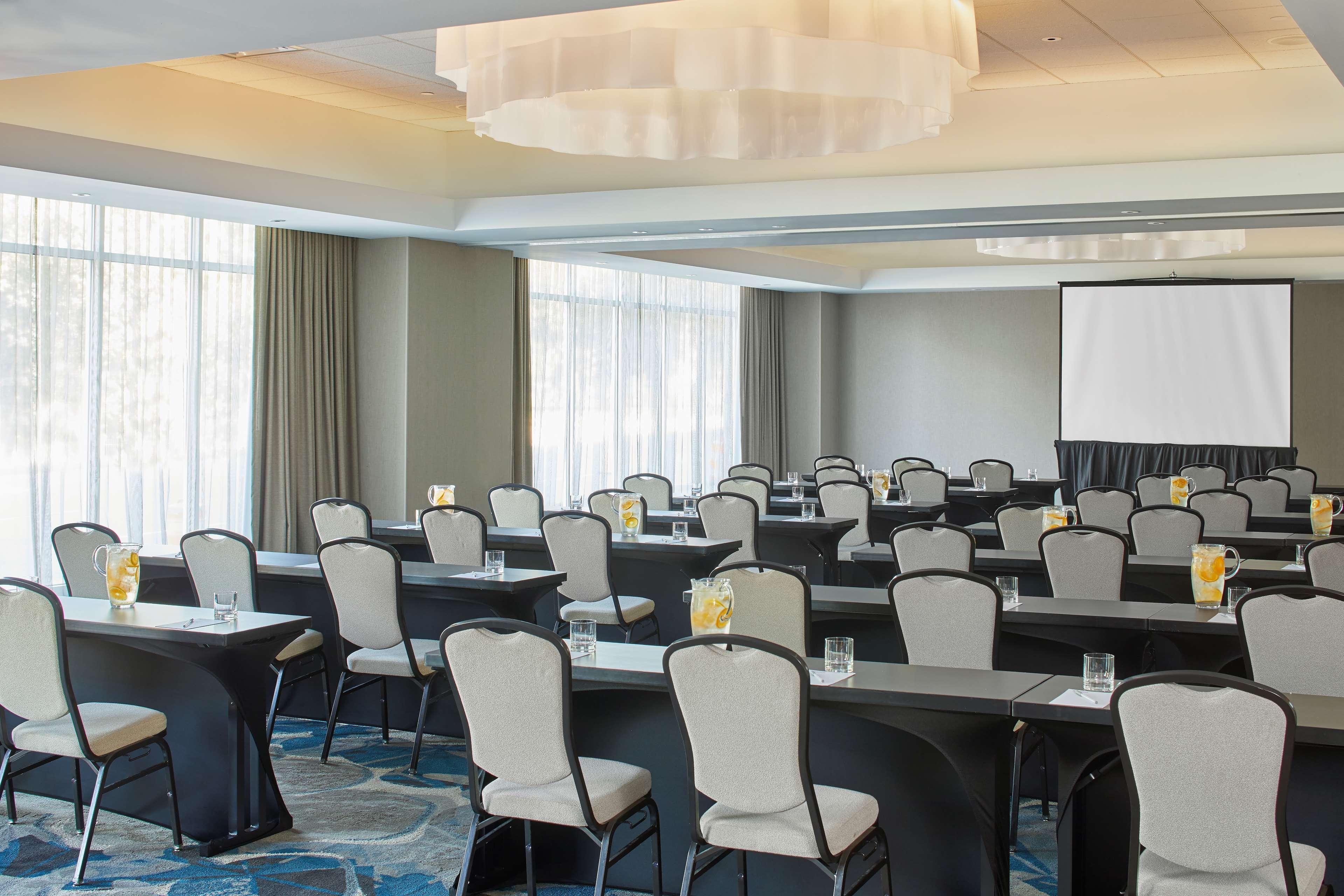 Hilton Garden Inn Rochester - University & Medical Center Dış mekan fotoğraf