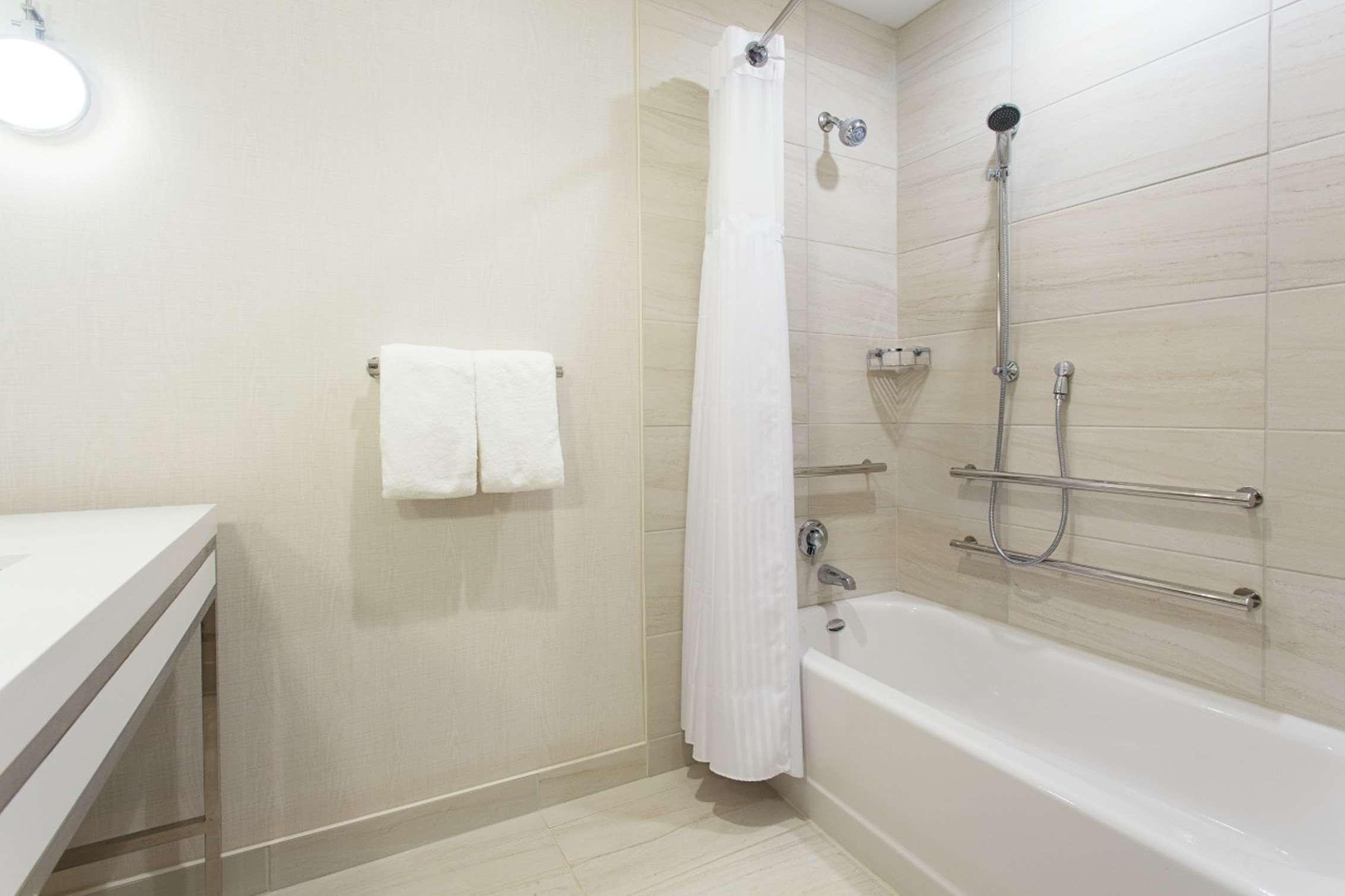 Hilton Garden Inn Rochester - University & Medical Center Dış mekan fotoğraf